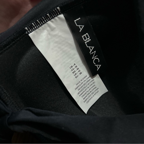 NWT La Blanca Island Goddess Twist Bandeau Top Black Swim Push Up Size 6 - Picture 4 of 4